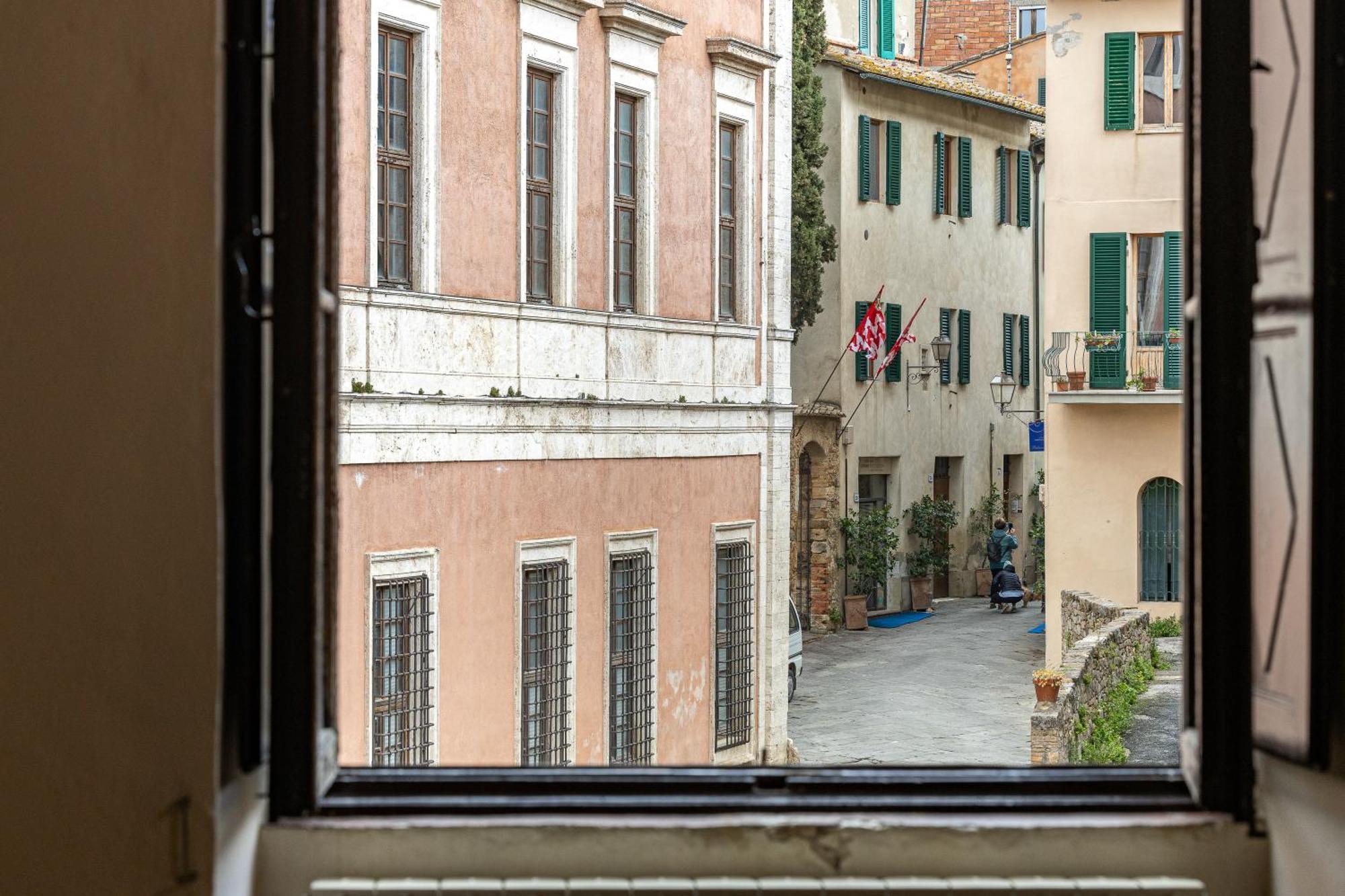 Palazzo Costanti - A 8 Minuti Dalle Terme Lägenhet San Quirico dʼOrcia Exteriör bild
