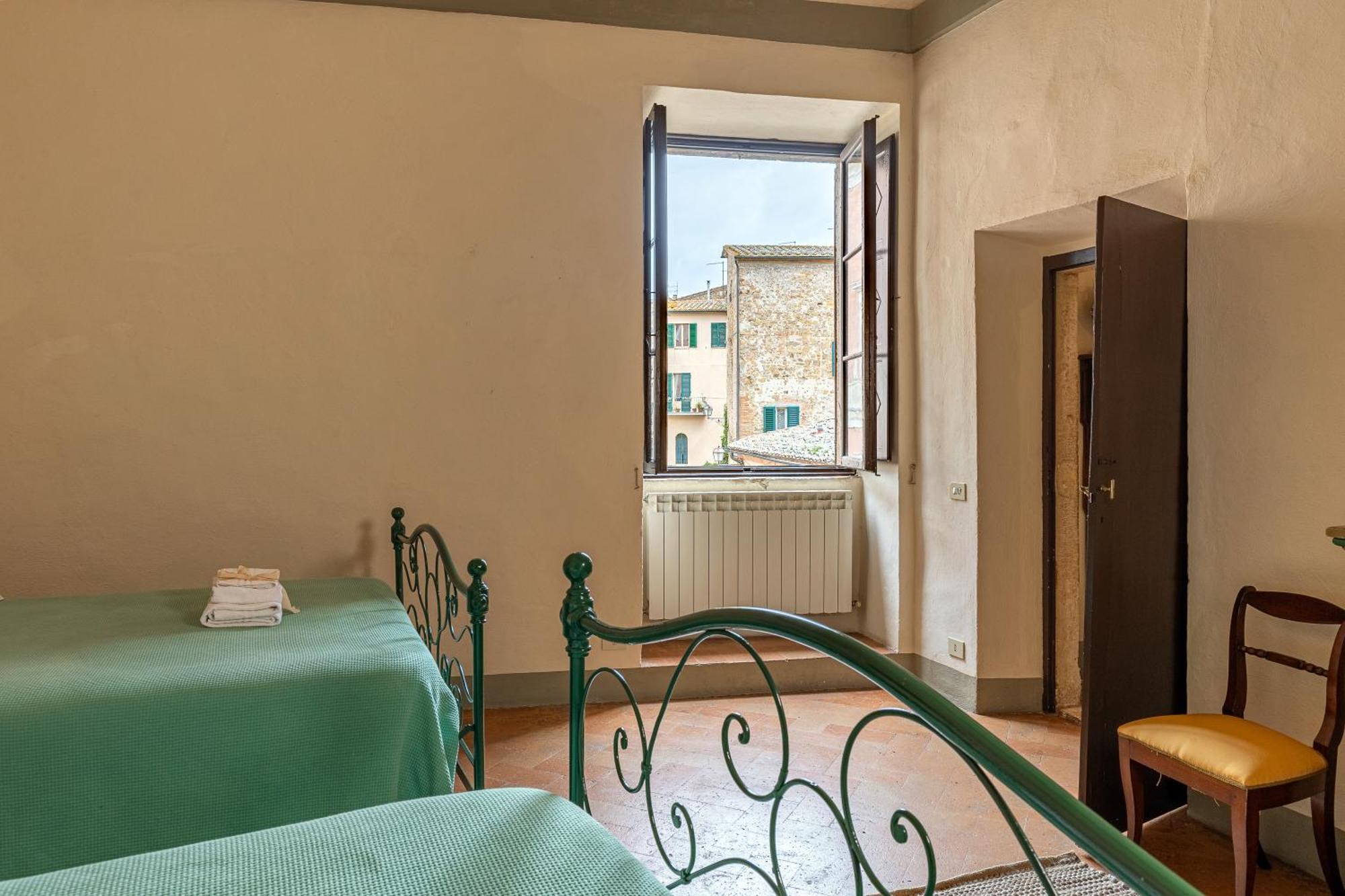 Palazzo Costanti - A 8 Minuti Dalle Terme Lägenhet San Quirico dʼOrcia Exteriör bild