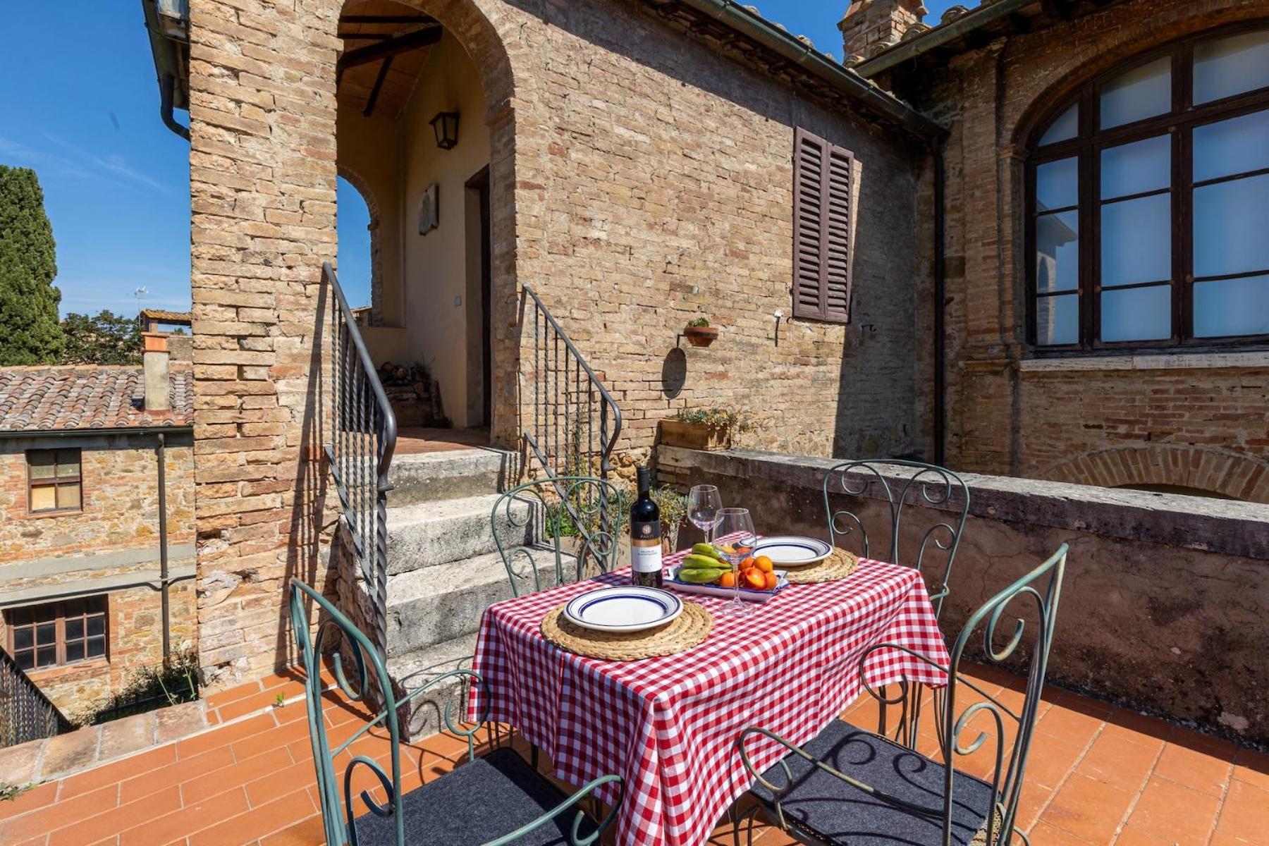 Palazzo Costanti - A 8 Minuti Dalle Terme Lägenhet San Quirico dʼOrcia Exteriör bild